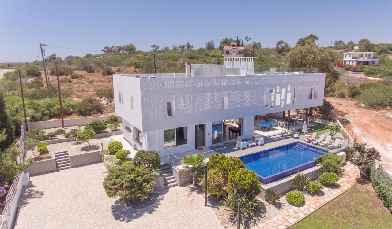 Chloe Luxury Villas Protaras Bagian luar foto