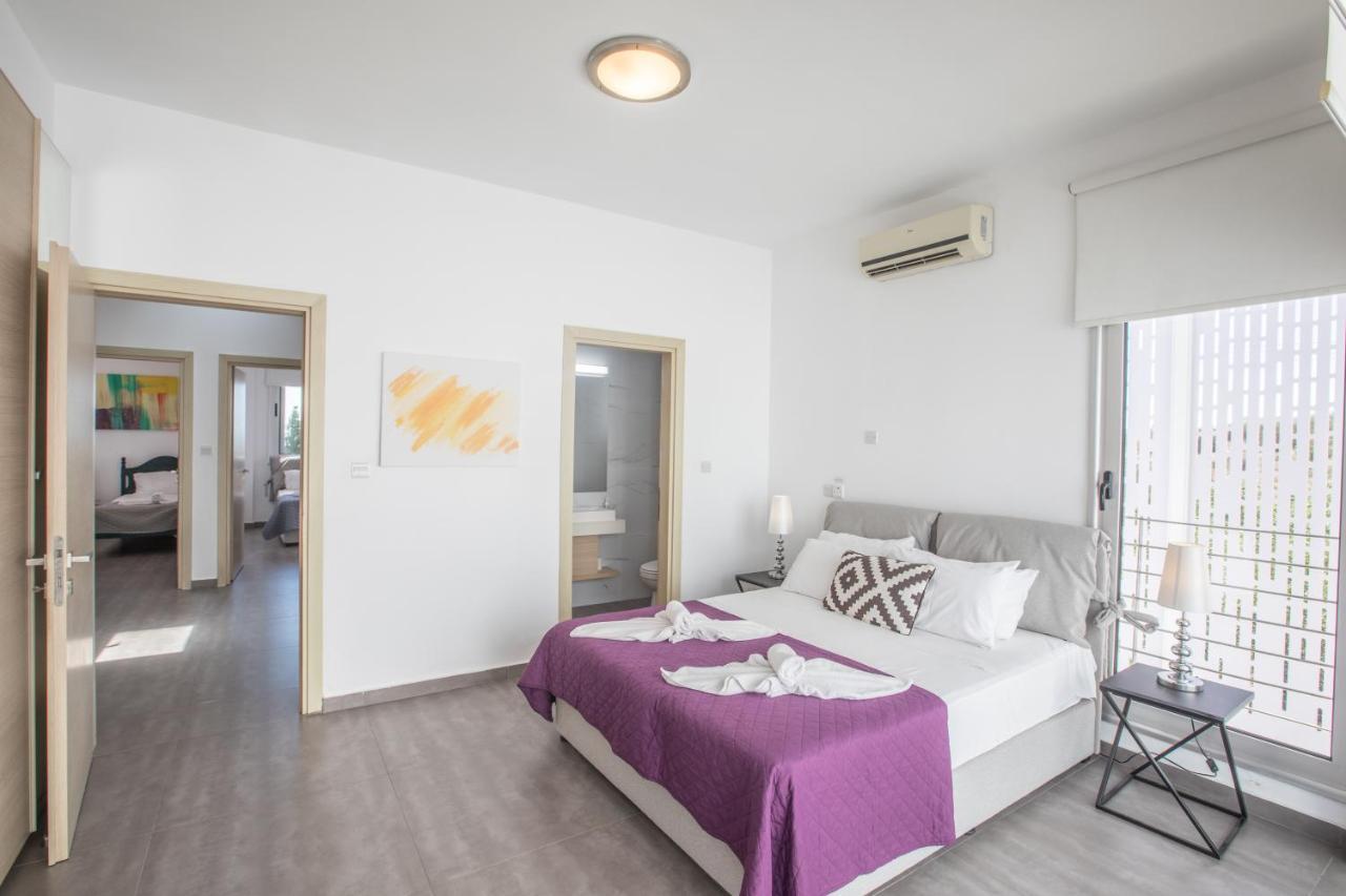 Chloe Luxury Villas Protaras Bagian luar foto