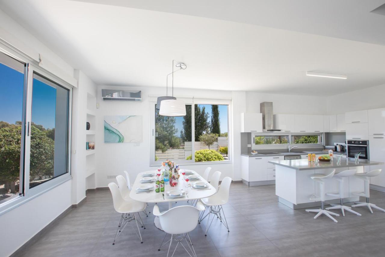 Chloe Luxury Villas Protaras Bagian luar foto