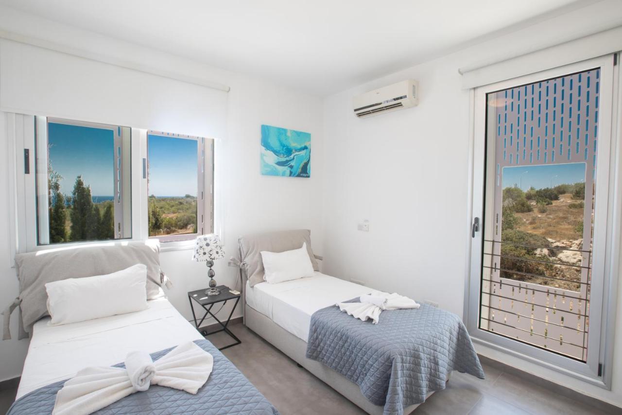 Chloe Luxury Villas Protaras Bagian luar foto