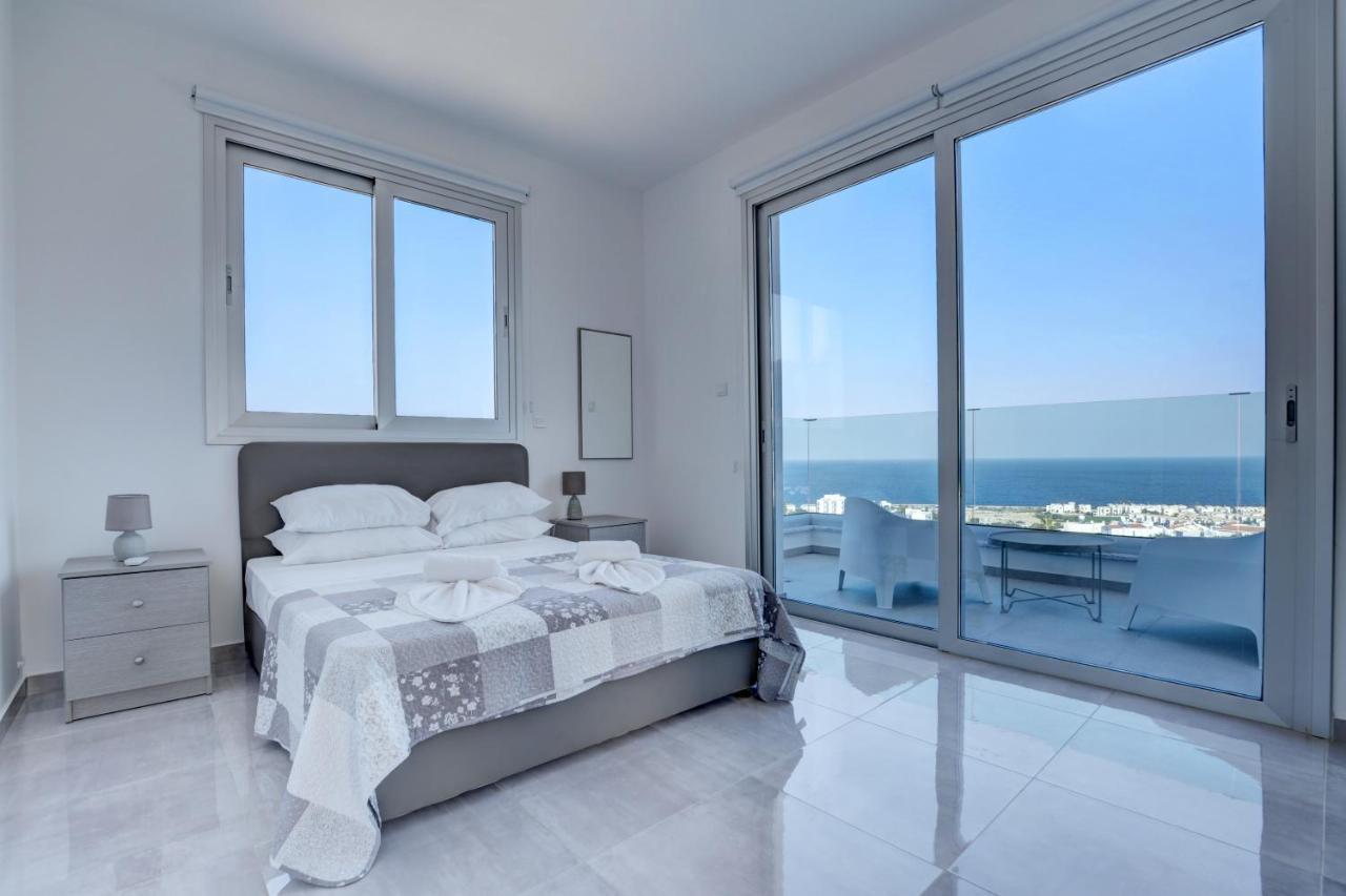 Chloe Luxury Villas Protaras Bagian luar foto